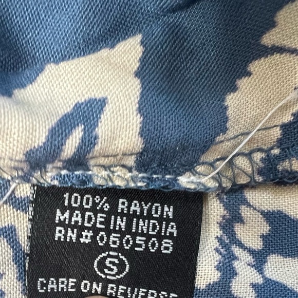 Fisherman's Daughter Blue Floral Dress Small Boutique NEW 1356 - Picture 3 of 3